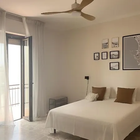 Leonardo Da Vinci Rooms Guest house